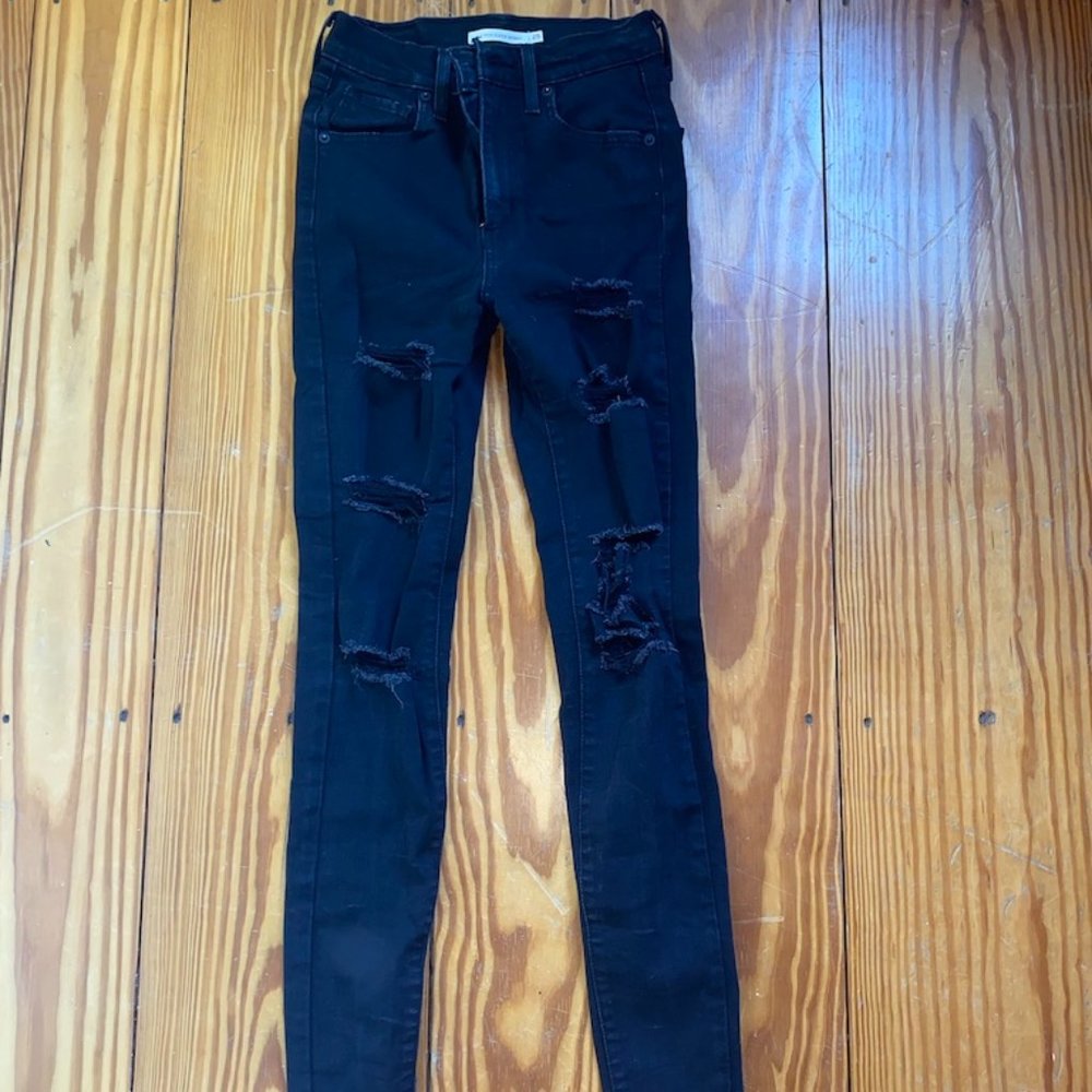 Levi's Black Jeans